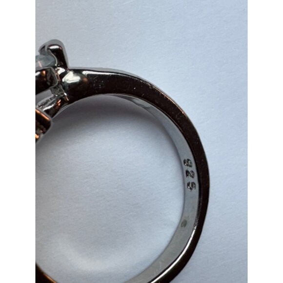 Estate Sterling Silver 925 Heart Cut Clear Stone Ring Size 5.75, 2.7 DWT - Picture 11 of 11